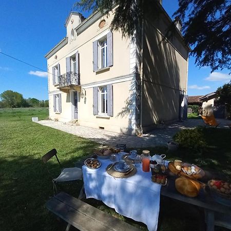 L' Embellie Sur Lot Bed & Breakfast Sainte-Livrade-sur-Lot ภายนอก รูปภาพ